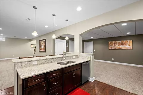 192 Shoreland Cir, Willowick, OH 44095 photo 39