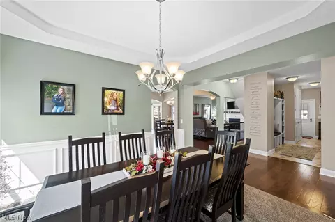 192 Shoreland Cir, Willowick, OH 44095 photo 7