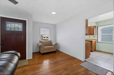 509 Cambridge Ave, Elyria, OH 44035 photo 10