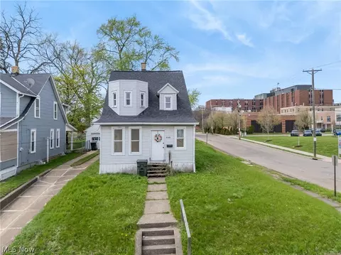 703 Arlington Ave SW, Canton, OH 44706