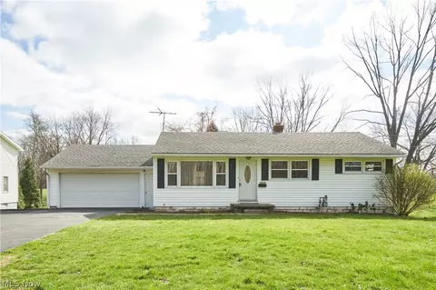 3165 Clark Mill Rd, Norton, OH 44203