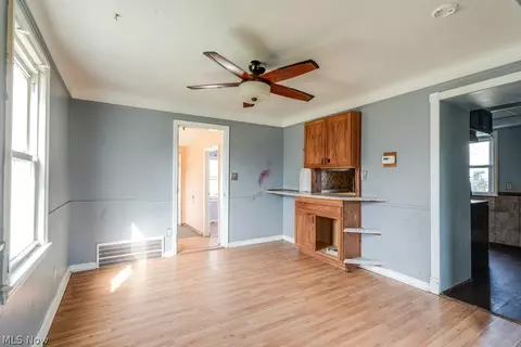 Living - 860 E 232nd St, Euclid, OH 44123 photo 5 of 5