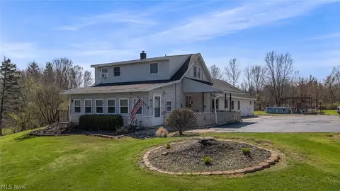 15064 W River Rd, Columbia Station, OH 44028