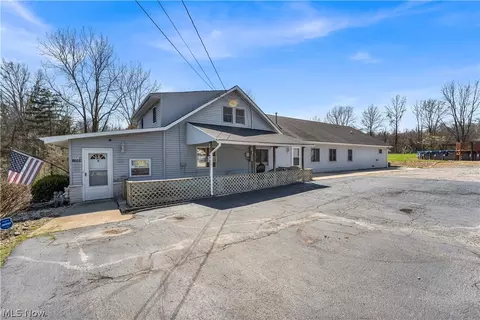15064 W River Rd, Columbia Station, OH 44028