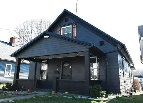 256 N Main St, Roseville, OH 43777