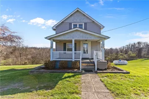 910 Morton Hill Rd, Colliers, WV 26035