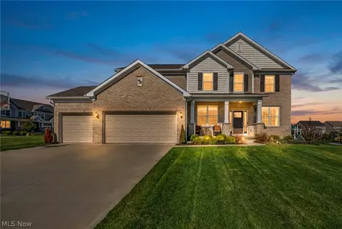 5250 Duxbury Dr, Copley, OH 44321