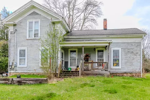 2242 Dock Rd, Madison, OH 44057