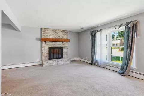 136 Pinehurst Rd, Munroe Falls, OH 44262 photo 6