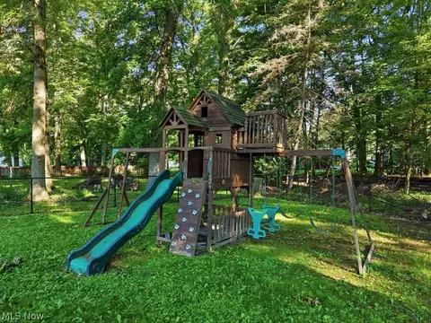 136 Pinehurst Rd, Munroe Falls, OH 44262 photo 41