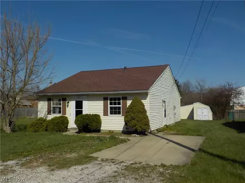 5027 Clifton Ave, Lorain, OH 44055