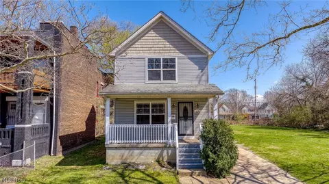 2221 E 71st St, Cleveland, OH 44103