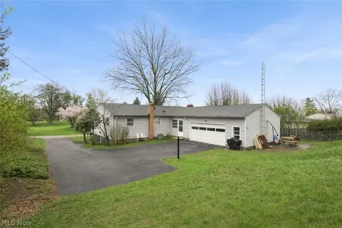 Exterior - 4921 18th St NW, Canton, OH 44708 photo 1 of 2