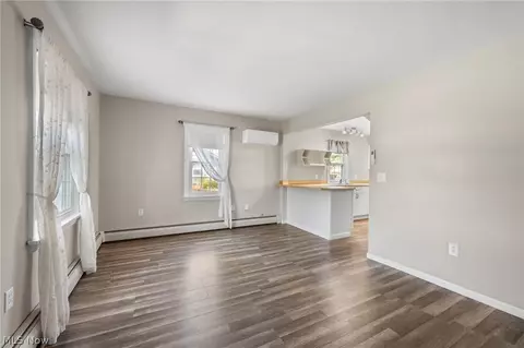 Living - 4633 Farley Dr, Mentor, OH 44060 photo 1 of 4