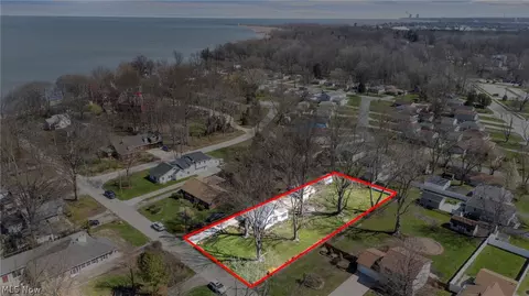 View/Area - 4633 Farley Dr, Mentor, OH 44060 photo 1 of 6