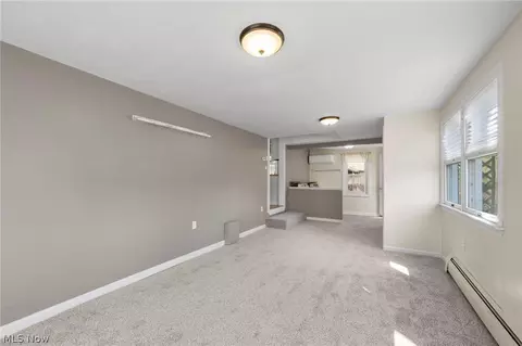 Living - 4633 Farley Dr, Mentor, OH 44060 photo 3 of 4