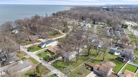 View/Area - 4633 Farley Dr, Mentor, OH 44060 photo 6 of 6