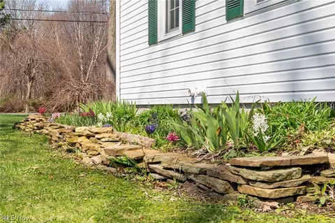 Exterior - 4633 Farley Dr, Mentor, OH 44060 photo 6 of 10