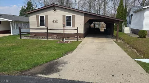 103 Greentree, Hiram, OH 44234