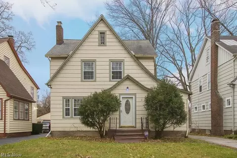 3780 Lowell Rd, Cleveland Heights, OH 44121