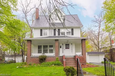 1462 Parkhill Rd, Cleveland Heights, OH 44121