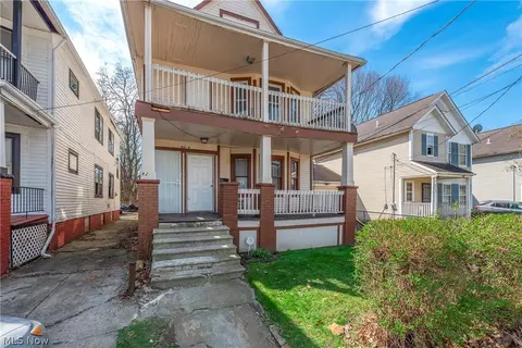 8206 Crumb Ave, Cleveland, OH 44103
