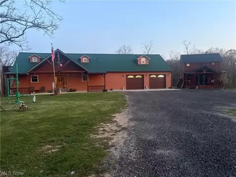 8902 N State Route 78, Caldwell, OH 43724