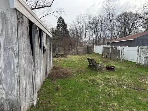 Exterior - 45 S Cedar St, Geneva, OH 44041 photo 7 of 9