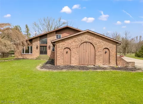 4747 Sharon Copley Rd, Medina, OH 44256