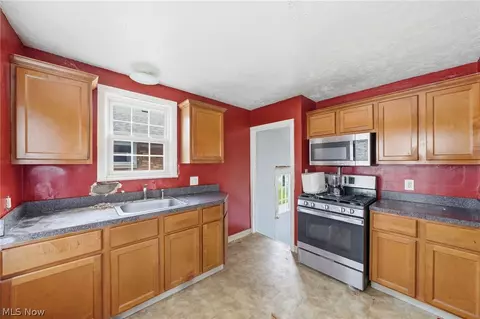 Other - 324 E 248th St, Euclid, OH 44123 photo 3 of 4