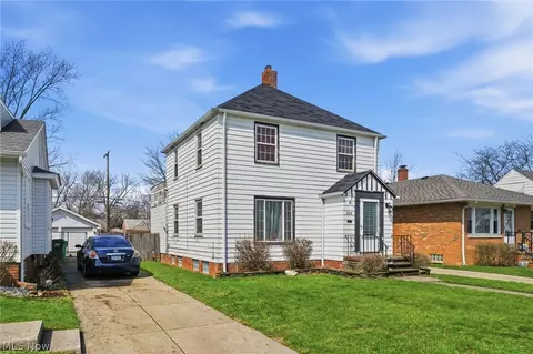 Exterior - 324 E 248th St, Euclid, OH 44123 photo 5 of 5