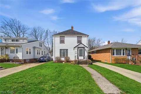 324 E 248th St, Euclid, OH 44123