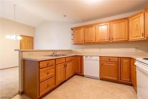 2450 Wright State Dr SE, Massillon, OH 44646 photo 5