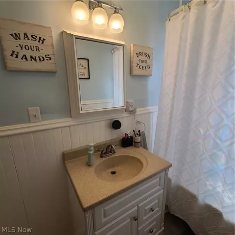 Bath - 434 E Main St, Barnesville, OH 43713 photo 2 of 3