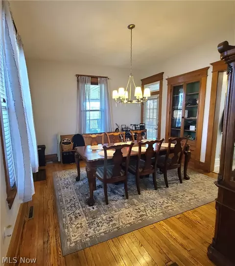 Dining - 434 E Main St, Barnesville, OH 43713 photo 1 of 2