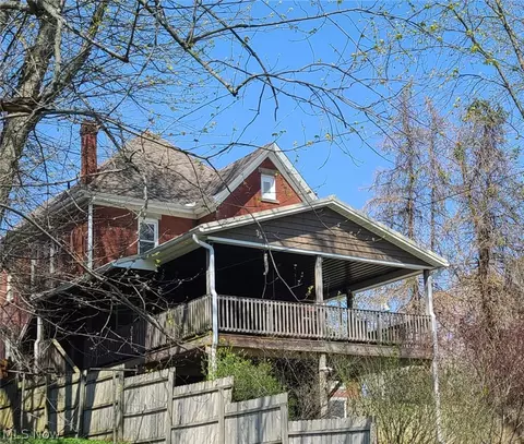 Exterior - 434 E Main St, Barnesville, OH 43713 photo 9 of 12