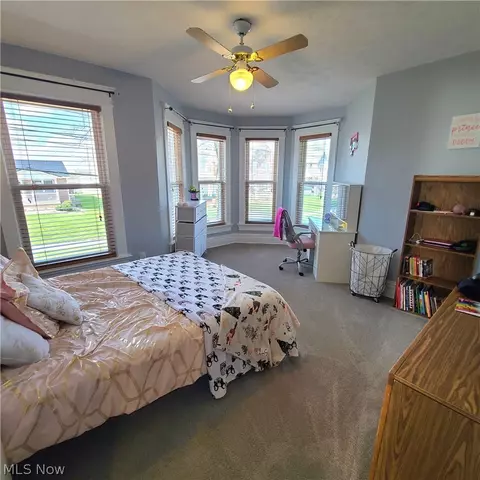 Bedroom - 434 E Main St, Barnesville, OH 43713 photo 2 of 4