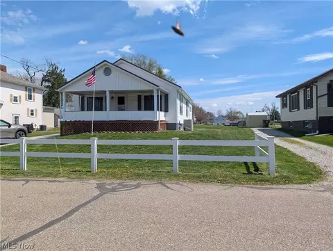 229 Church St, Hopedale, OH 43976