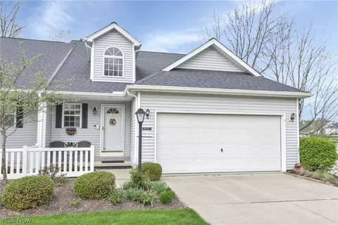30941 Pepper Mill Ct #83B, North Olmsted, OH 44070