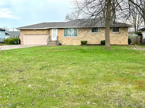 8945 Big Creek Pkwy, Strongsville, OH 44149