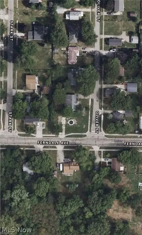 786 Oliver St, Sheffield Lake, OH 44054