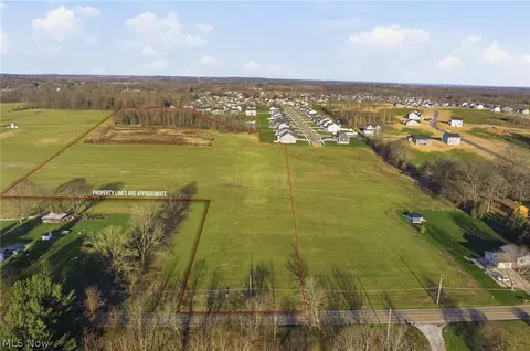 12083 Hoover Ave NW, Uniontown, OH 44685