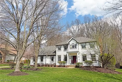 3455 Parfoure Blvd, Uniontown, OH 44685