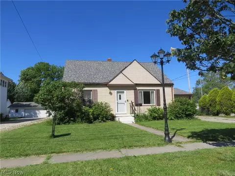 9 Chatham St, Norwalk, OH 44857