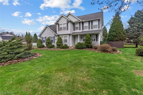 94 Bowhall Rd, Painesville, OH 44077