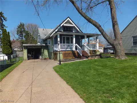 4712 Gifford Ave, Cleveland, OH 44144