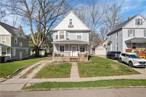 518 Sumner St, Akron, OH 44304
