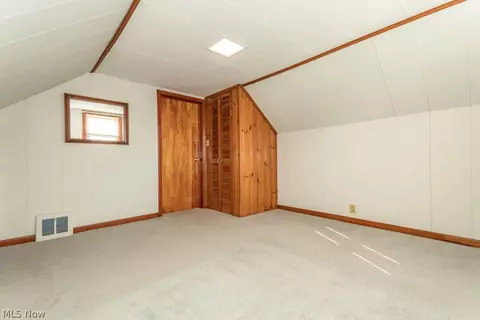 Bedroom - 428 E 274th St, Euclid, OH 44132 photo 15 of 16