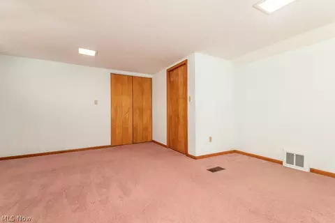 Bedroom - 428 E 274th St, Euclid, OH 44132 photo 10 of 16
