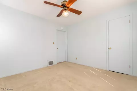 Bedroom - 428 E 274th St, Euclid, OH 44132 photo 2 of 16